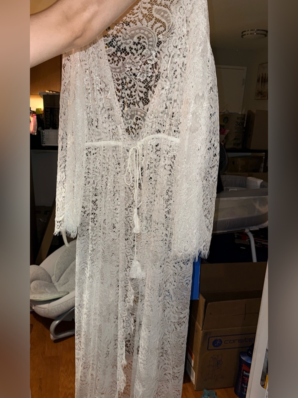 Boutique Ivory White Floor Length Lace Bridal Gown Robe